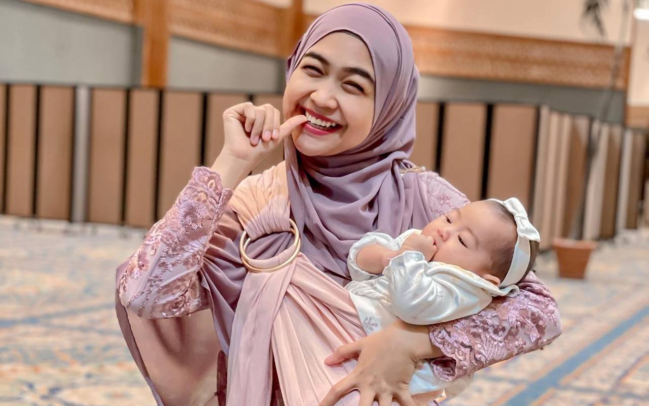 Beli Mobil Mewah Untuk Baby Moana, Ria Ricis: Jangan Nge-reog Lagi ya