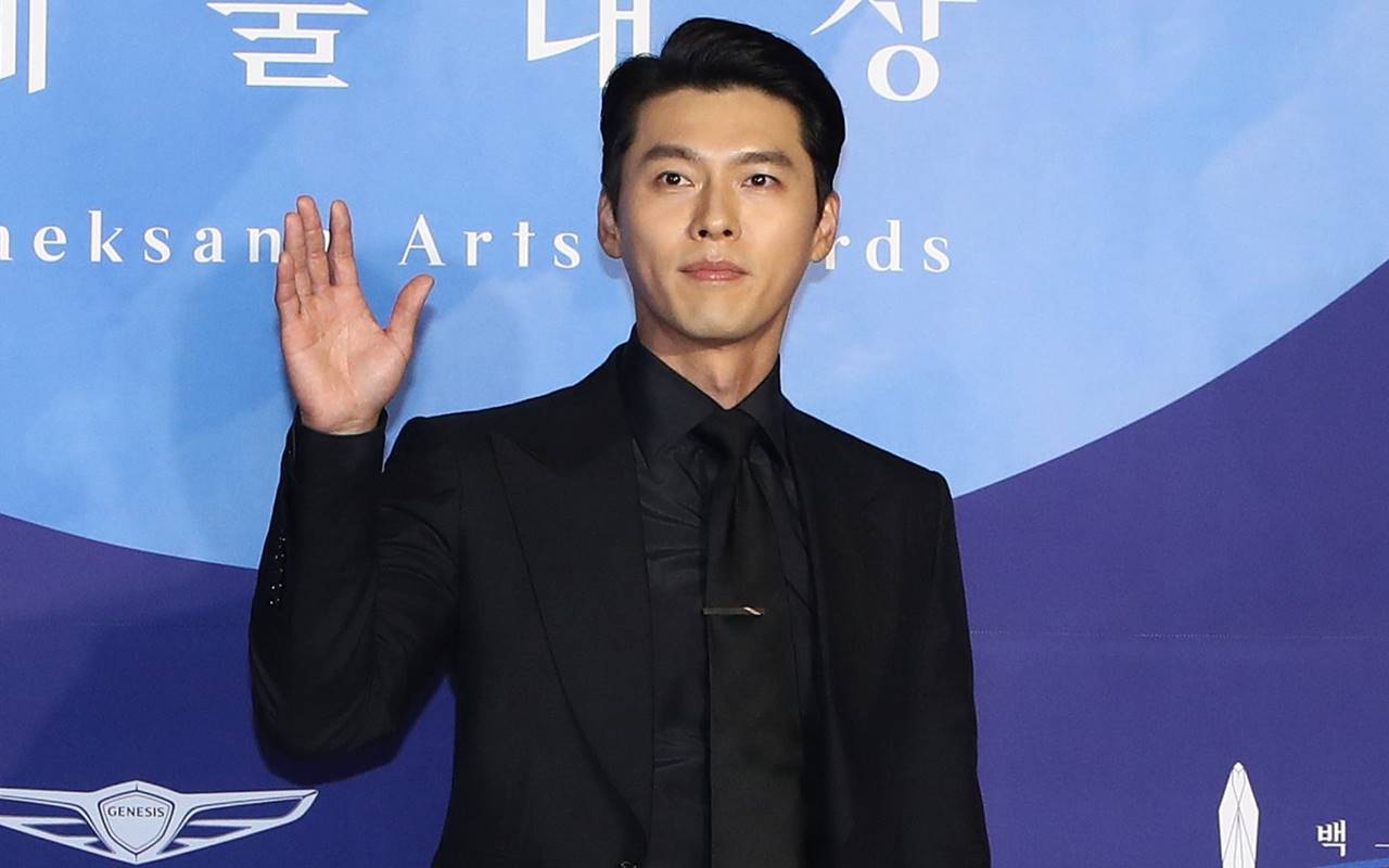 Son Ye Jin Lahiran, Momen Hyun Bin Kenang Potret Masa Kecil Berhasil Curi Fokus