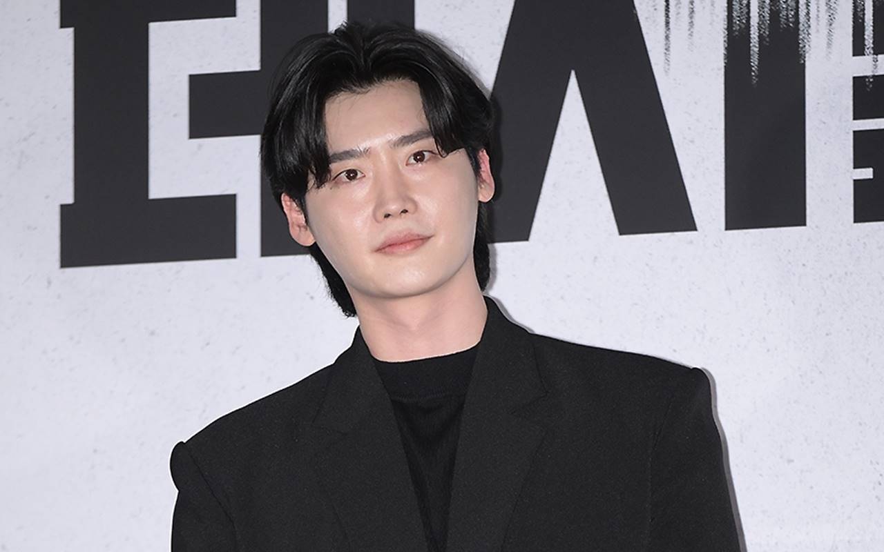 Lee Jong Suk Berperilaku Tak Sesuai Ucapan