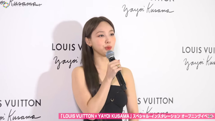 Nayeon Yang Manis dan Lemah Lembut