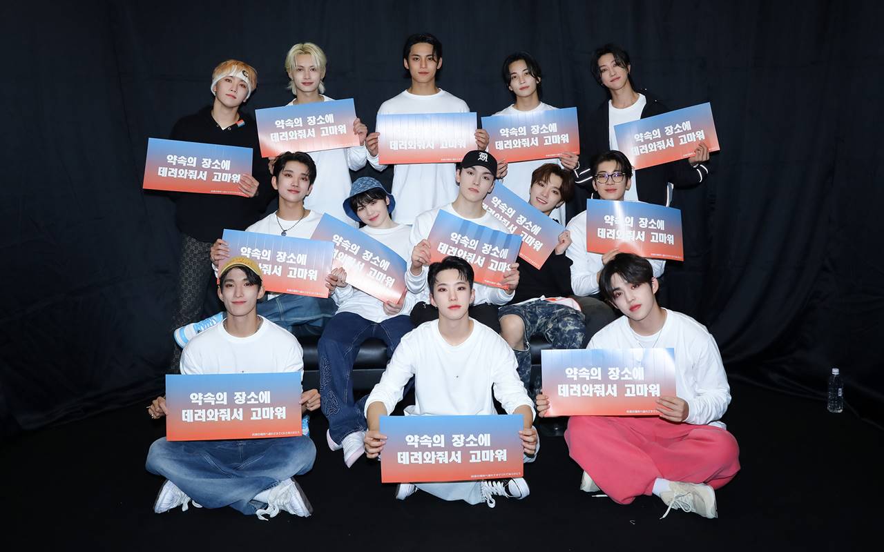Pertumbuhan SEVENTEEN Sejak Fanmeet Pertama Hingga Konser di Tokyo Dome Picu Haru