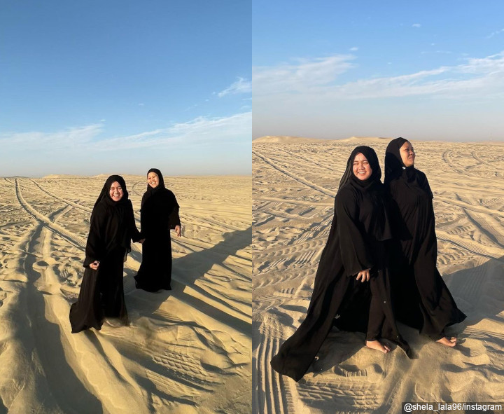 Kompak Pakai Gamis di Qatar