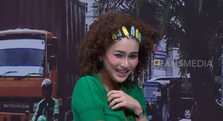 Pakai Warna Gonjreng