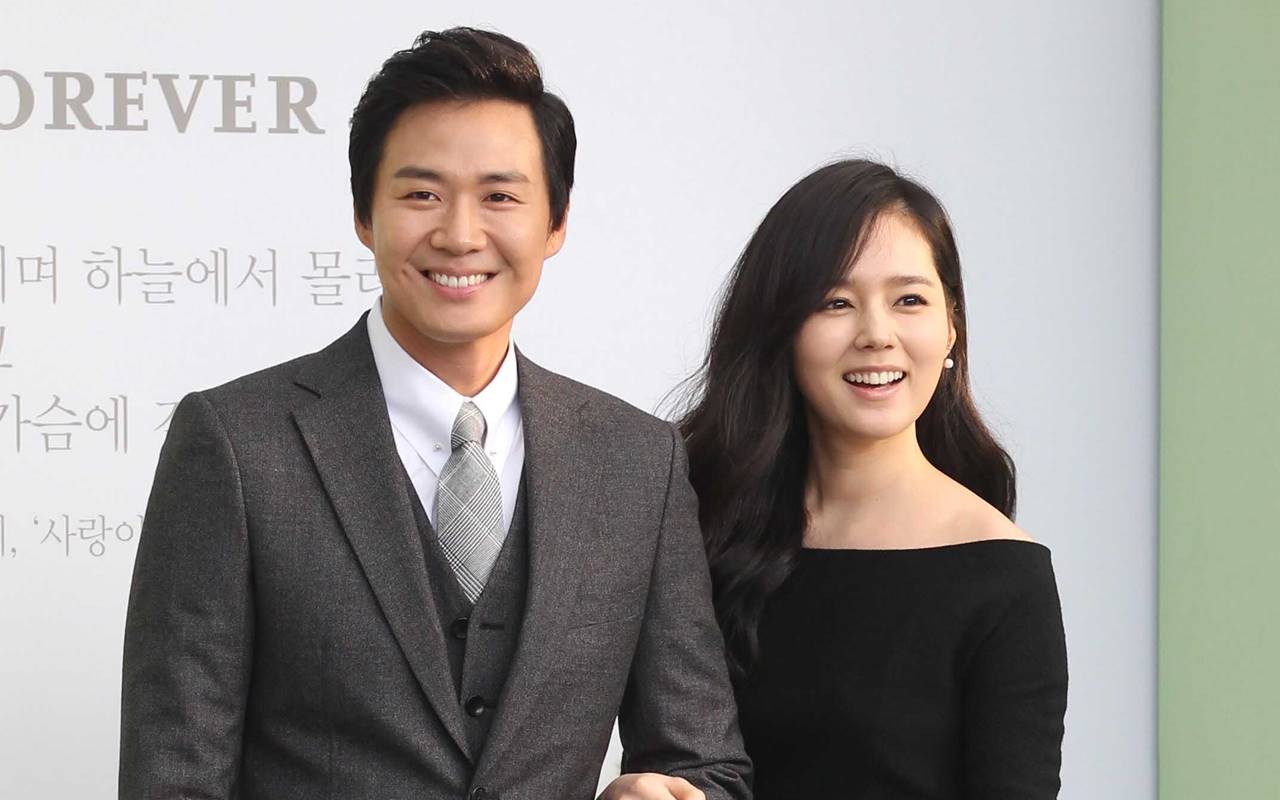 Han Ga In Tinggalkan Yeon Jung Hoon Saat Malam Pertama