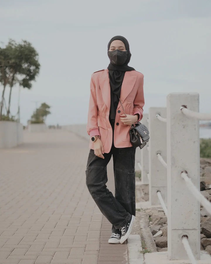 Mix and Match Hitam-Pink