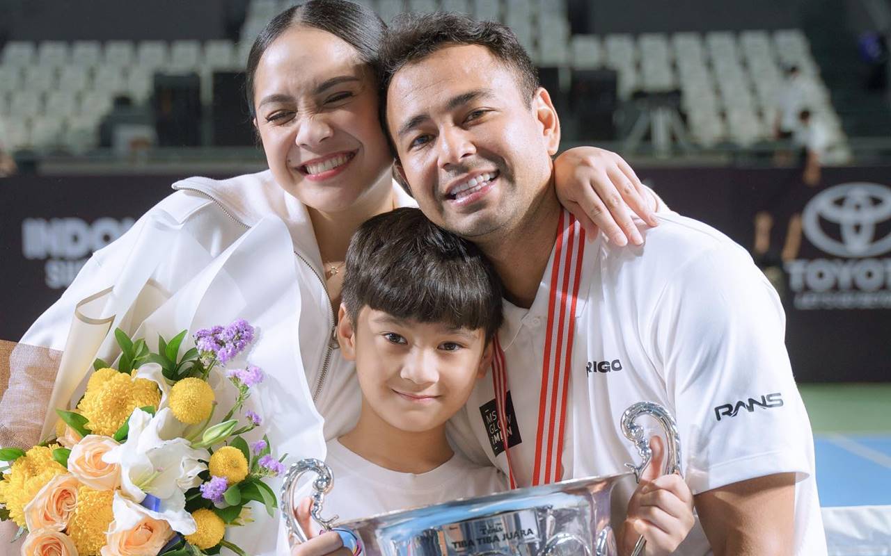 Nagita Slavina dan Rafathar Heboh Raffi Ahmad Masuk YouTube Orang Amerika