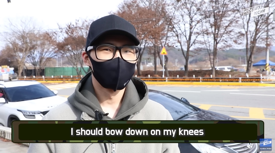 Bakal Jadi Senior Jin BTS di Militer, Calon Tentara Korea Ingin Berlutut