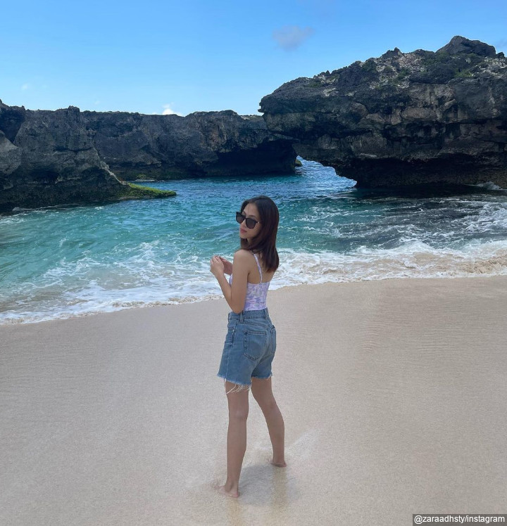 Adhisty Zara