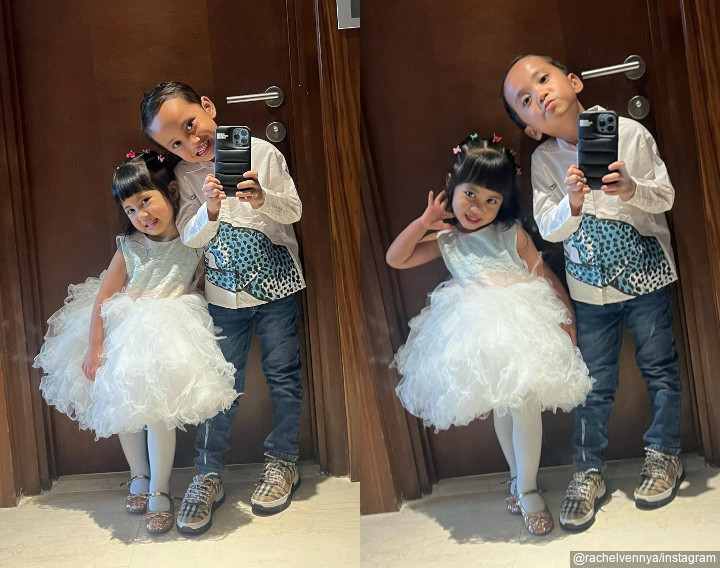Mirror Selfie Uwu
