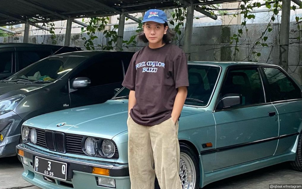 Iqbaal Ramadhan Bereaksi Tak Terduga Usai Foto Manglingi Disebut Warga Twitter Mirip Pak Tarno