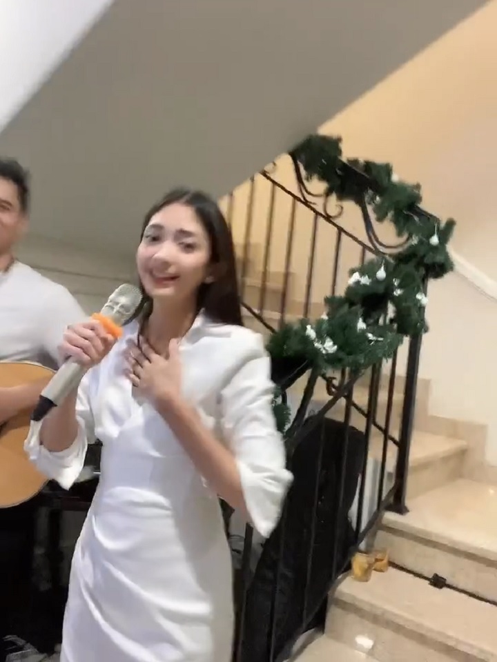 Ririn Dwi Ariyanti Nyanyi 