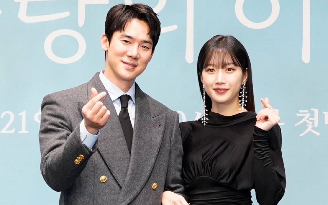 Yoo yeon seok sebut moon ga young sebagai happy virus usai akting