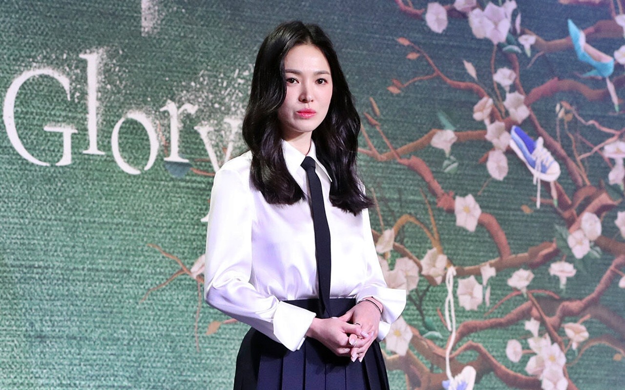Netflix Bantah Isu Song Hye Kyo Minta Foto Promosi 'The Glory' Dihapus