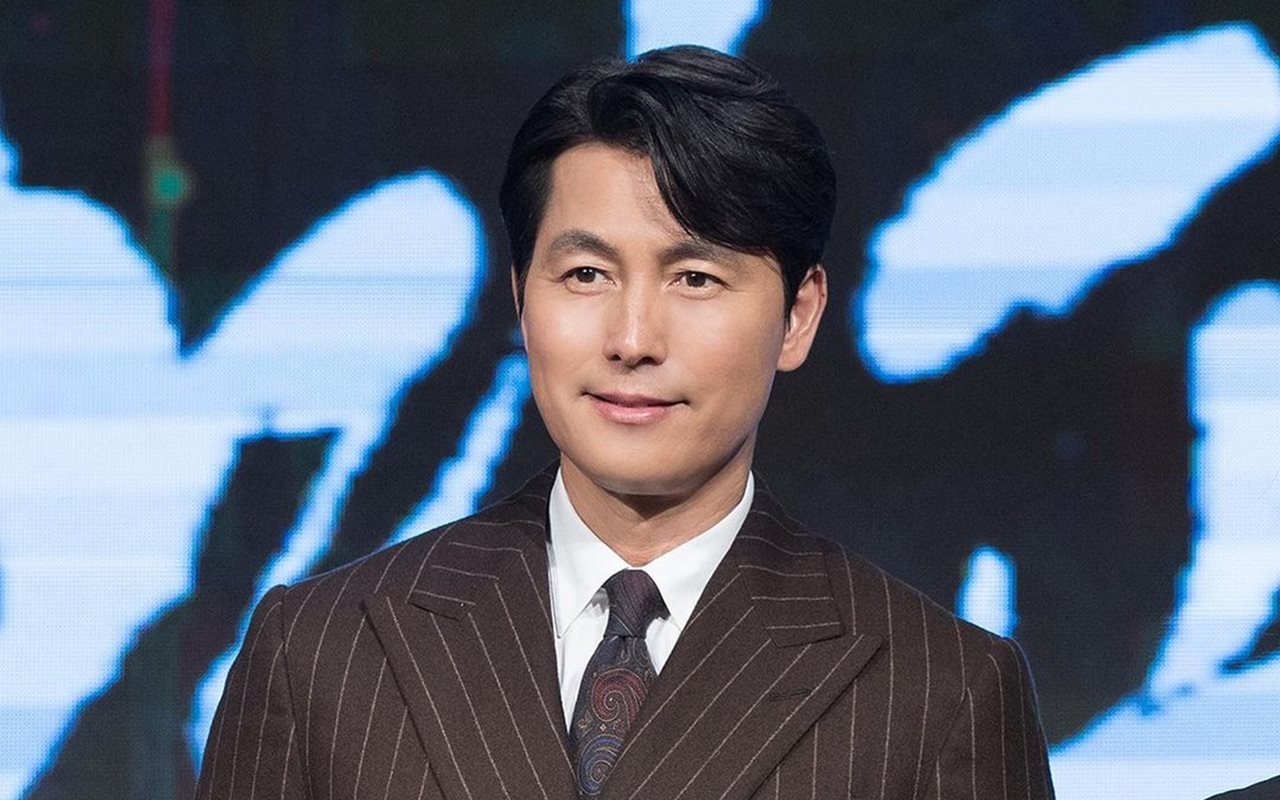 Beda dari Yang Lain, Jung Woo Sung Update Aksi Kemanusiaan di Momen Natal