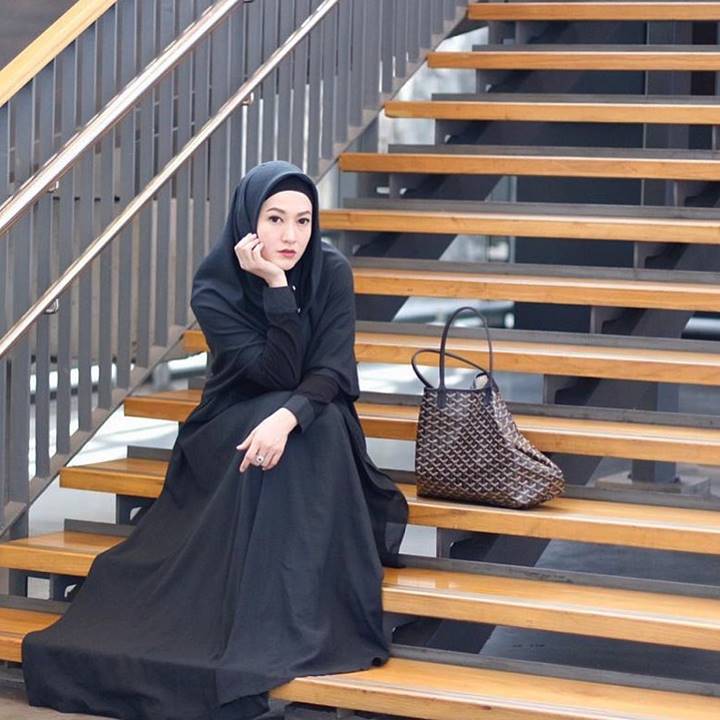 Lyra Virna