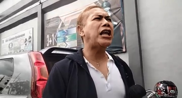 Benny Simanjuntak, Paman JOnathan Frizzy