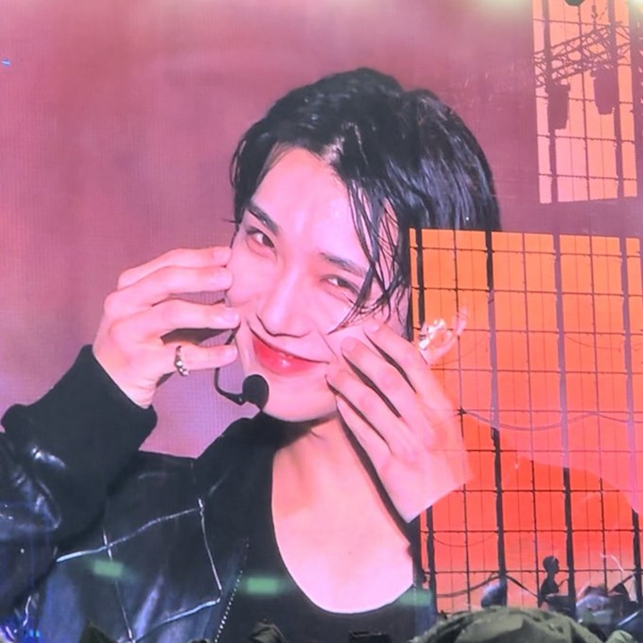 Joshua Hong SEVENTEEN Gagal Pertahankan Julukan Waterproof di Konser Jakarta