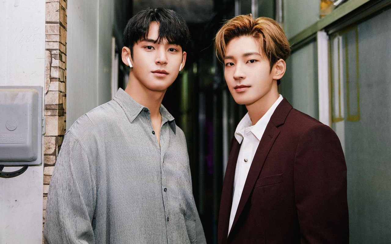 Mingyu & Wonwoo SEVENTEEN Bak Reka Ulang MV 'Bittersweet' di Konser 'Be