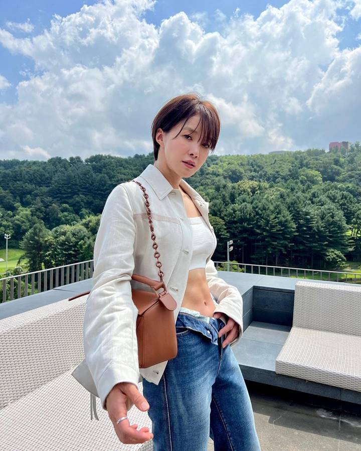 Badass Pamer Abs