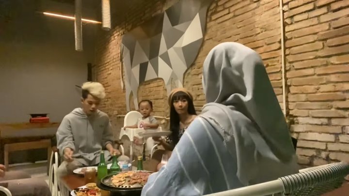 Mukbang Keluarga