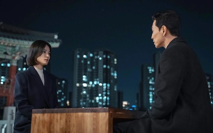 Tingkah Laku Song Hye Kyo di \'The Glory\' Dikaitkan Dengan Seo Ye Ji Dalam \'Eve\'