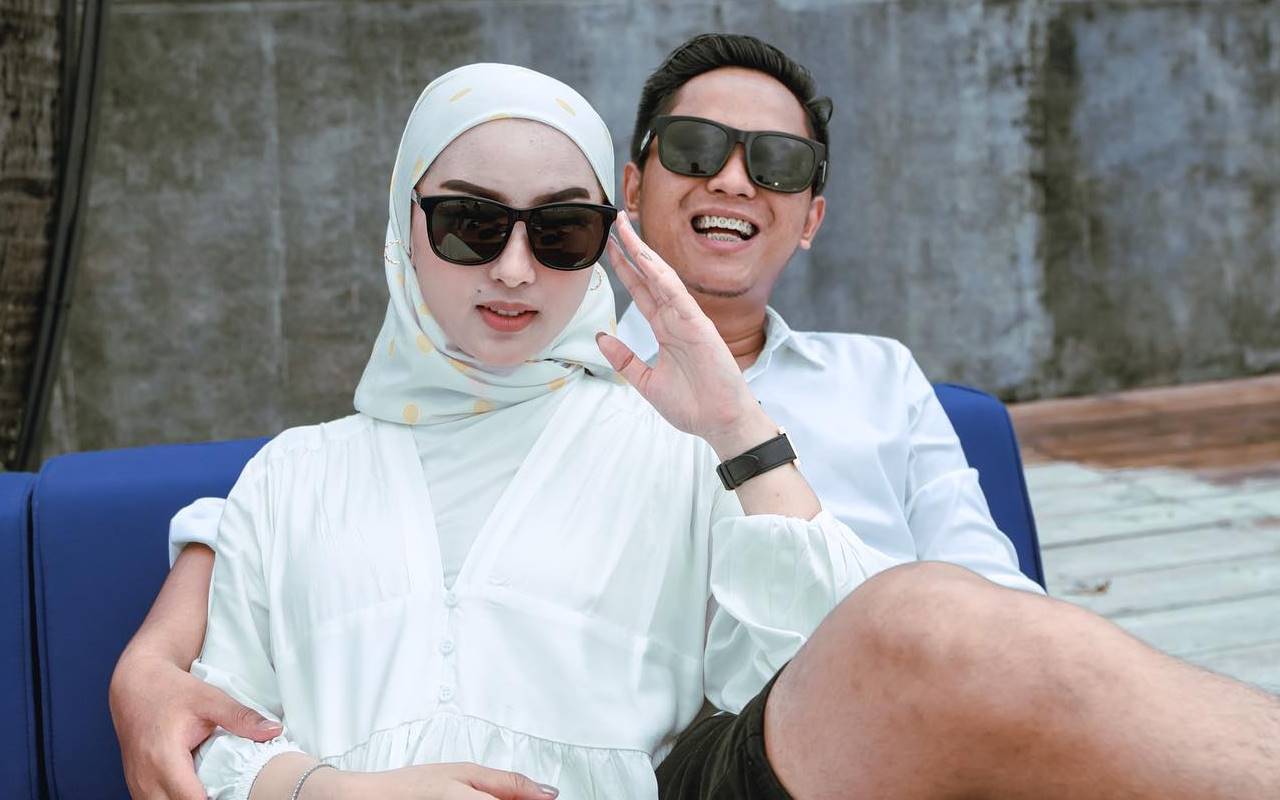 Nasib Istri Doni Salmanan Usai Lama Tak Muncul, Kabarkan Kini Jadi Anak Rumahan