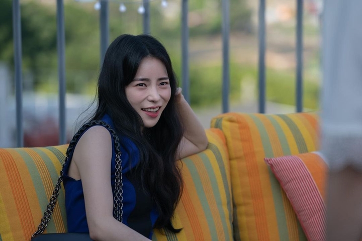 Efek Lim Ji Yeon di \'The Glory\', Presenter Berita Cuaca Gak Terima Dianggap Glamor