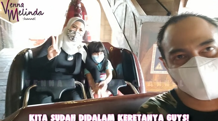 Jalan-Jalan ke Luar Negeri