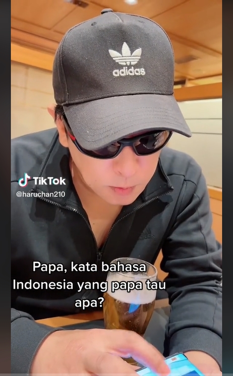 Jarang Diekspos, Haruka Eks JKT48 Bagikan Wajah Awet Muda Sang Ayah