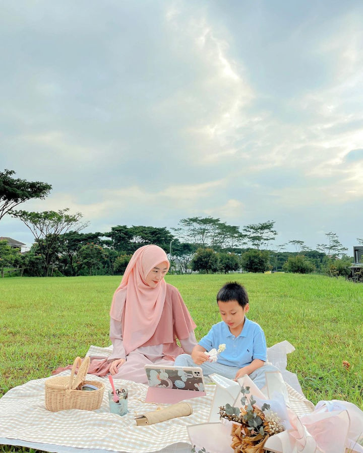 Momen Piknik Bareng