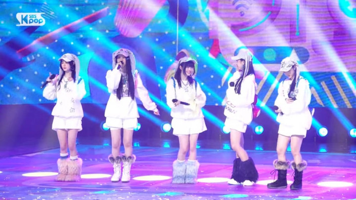 Penampilan Live NewJeans di \'Inkigayo\' Jadi Omongan Saking Epiknya