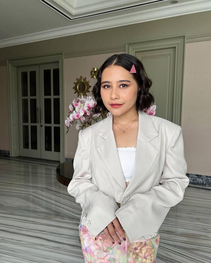 Prilly Latuconsina