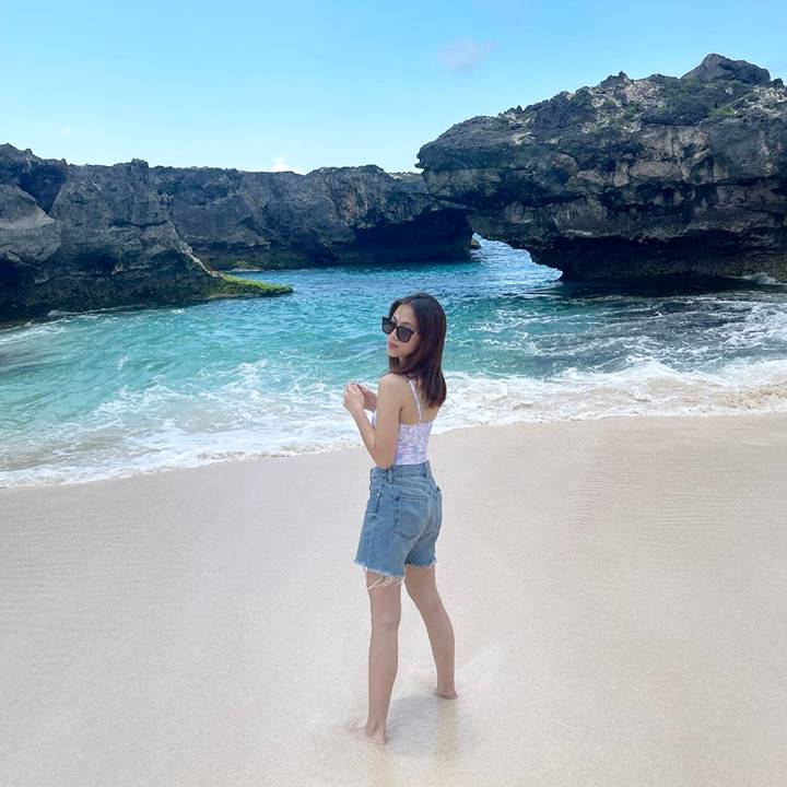 Adhisty Zara 