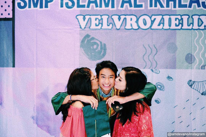 Momen Wisuda Devano