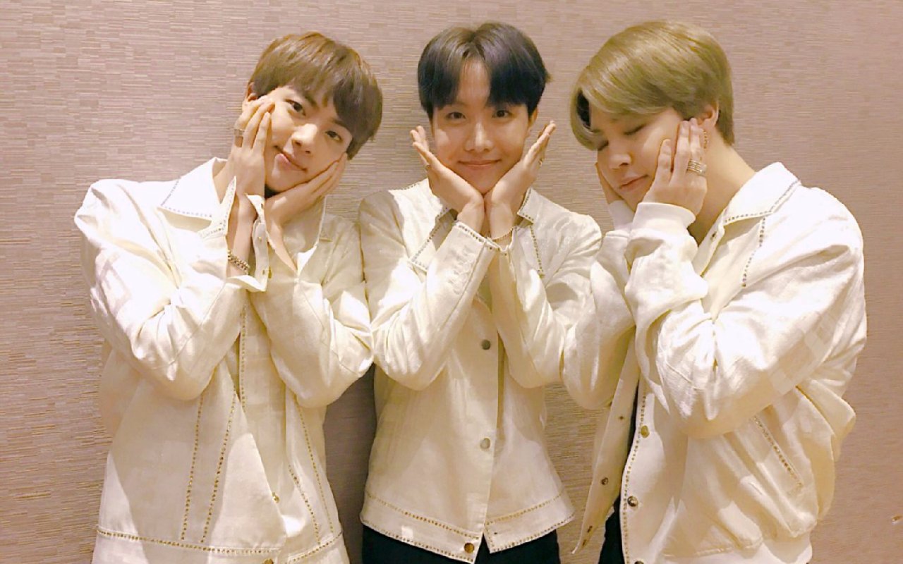 Jin BTS Update dari Militer, J-Hope dan Jimin Malah Ngobrolin Paris