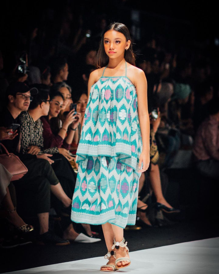 Momen Jadi Model Catwalk