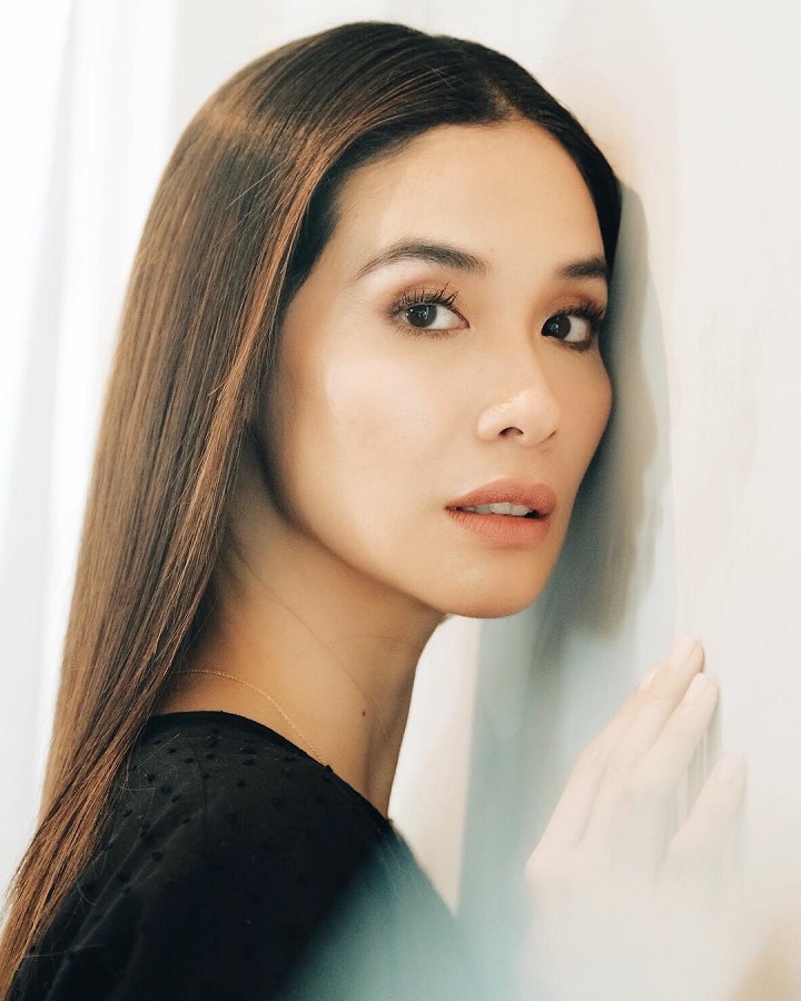 Rambut Lurus Panjang