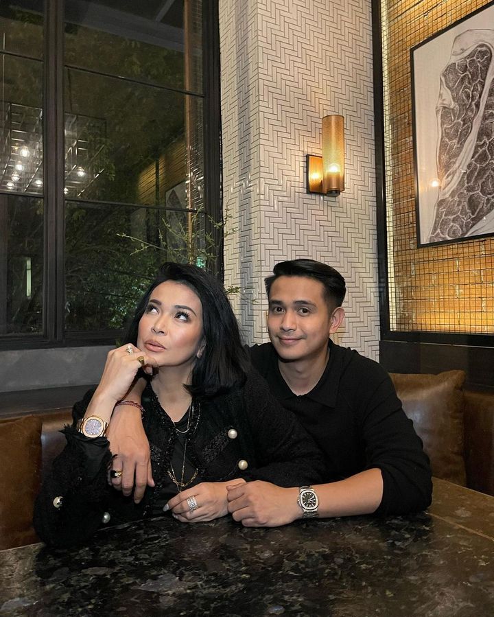 Ajun Perwira dan Jennifer Jill (18 tahun)