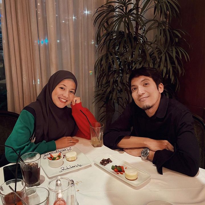 Desta dan Natasha Rizki (17 tahun)