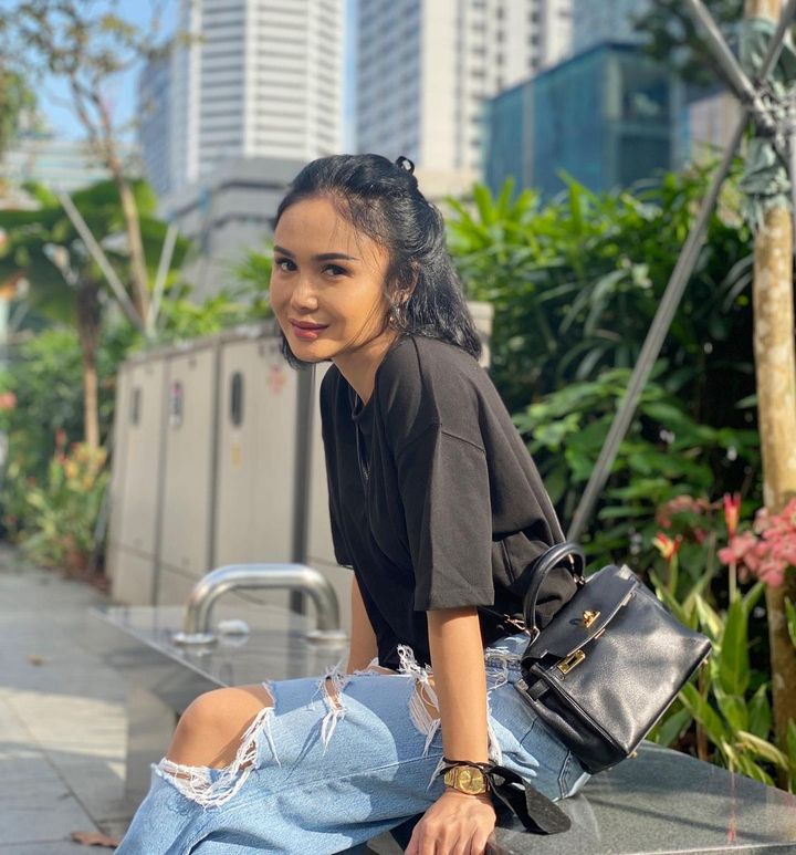 Yuni Shara