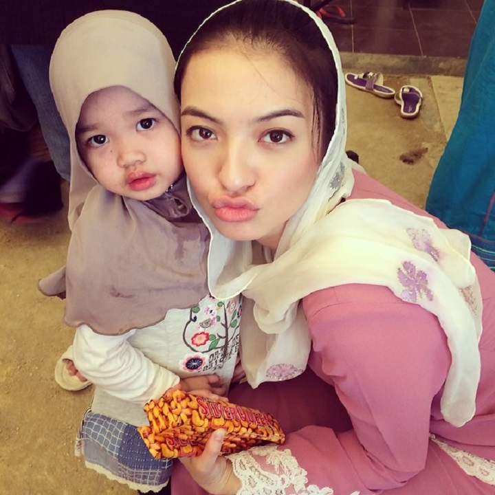 Tampil Anggun Berhijab