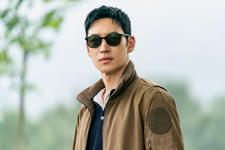 Syok Saat Syuting, Lee Je Hoon Beri Bocoran Penting Soal \'Taxi Driver 2\'Syok Saat Syuting, Lee Je Hoon Beri Bocoran Penting Soal \'Taxi Driver 2\'