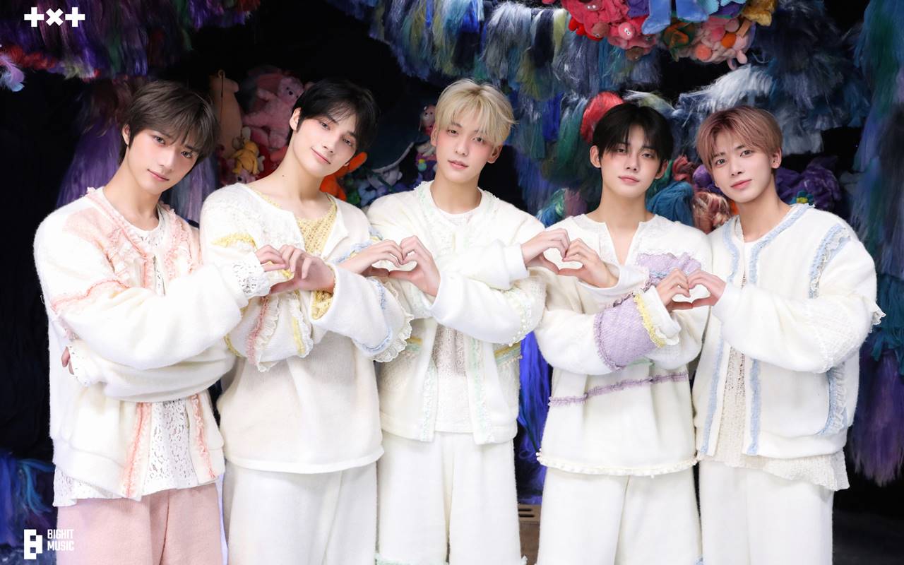 TXT Usung Seni Tradisional, Koreo 'Sugar Rush Ride' Disebut Paling Sulit