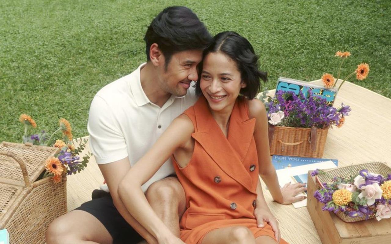 Putri Marino Tertawa Rumah Tangganya Dengan Chicco Jerikho Dikabarkan Retak