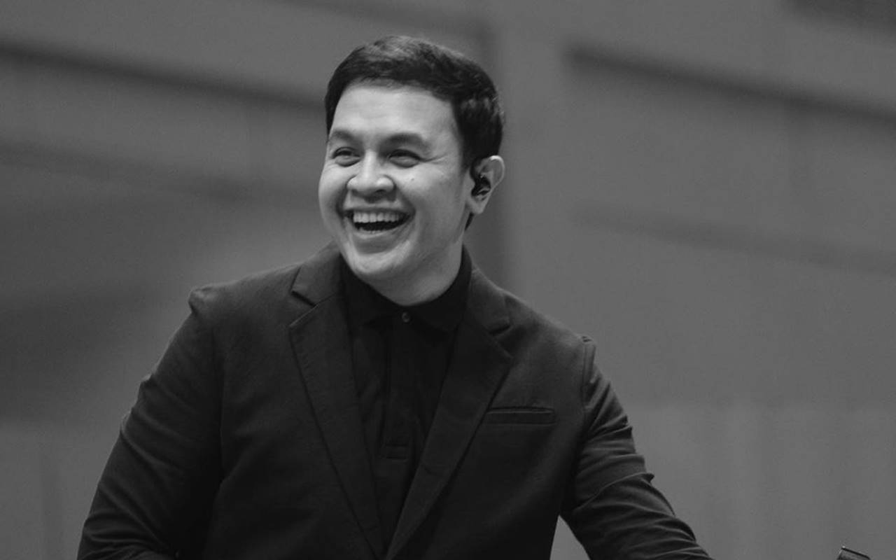 Sempat Diprotes Artis Malaysia, Tulus Ajak Fans Satukan Energi Baik di Tur Konser