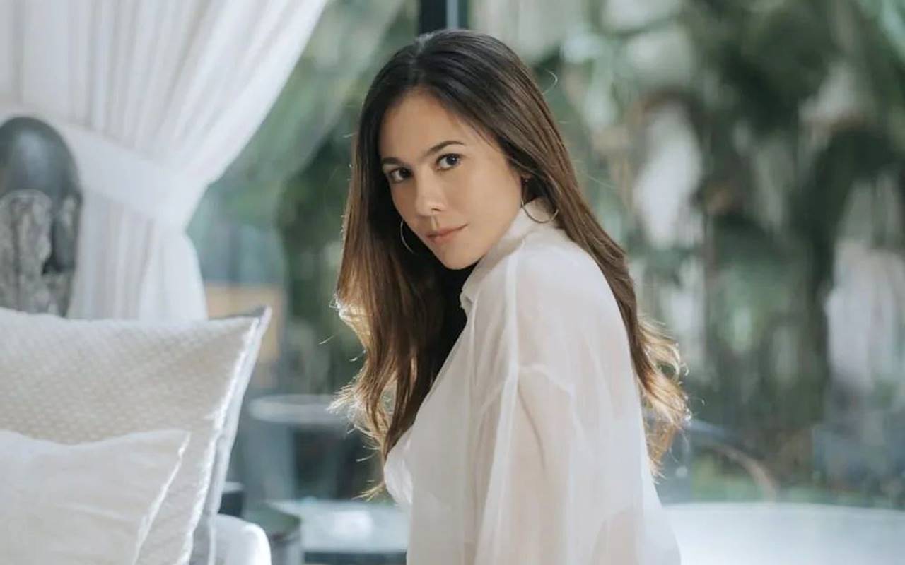 Bongkar Trik Kamera Saat Adegan Intim, Wulan Guritno Akui Tak Takut Dicibir Imbas Perankan PSK