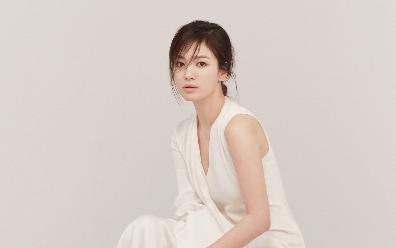 Visual Song Hye Kyo Digosipin Reporter Korea