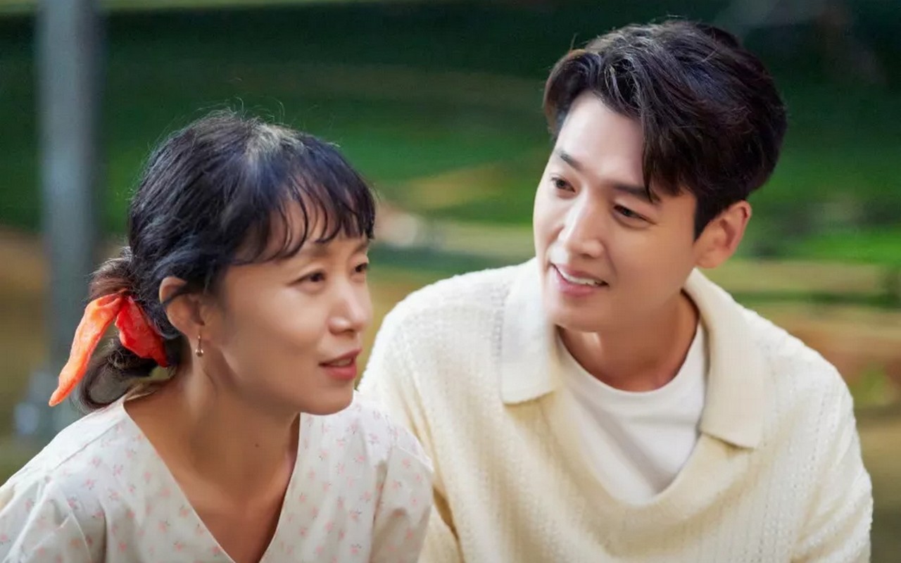 Kocaknya Jung Kyung Ho-Jeon Do Yeon Hingga Mencoba Mesra di BTS 'Crash Course in Romance'