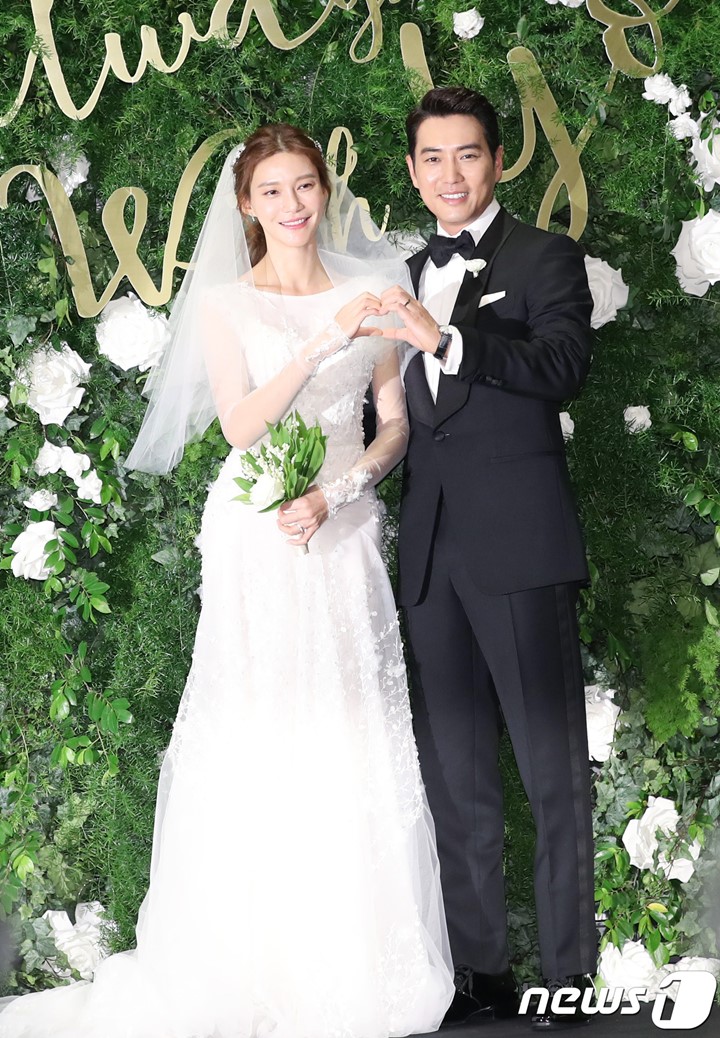 Joo Sang Wook dan Cha Ye Ryun