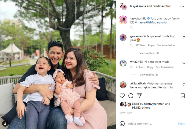 El Rumi Mewek Di Konser Dewa 19, Sabrina Chairunnisa Sentil Nyelekit Gita Savitri - Topik Pagi